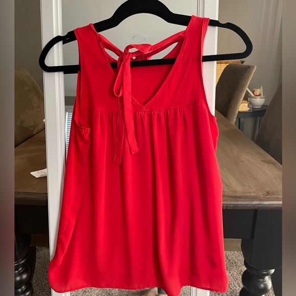 Mixed Media Tank - Picture 4 of 5